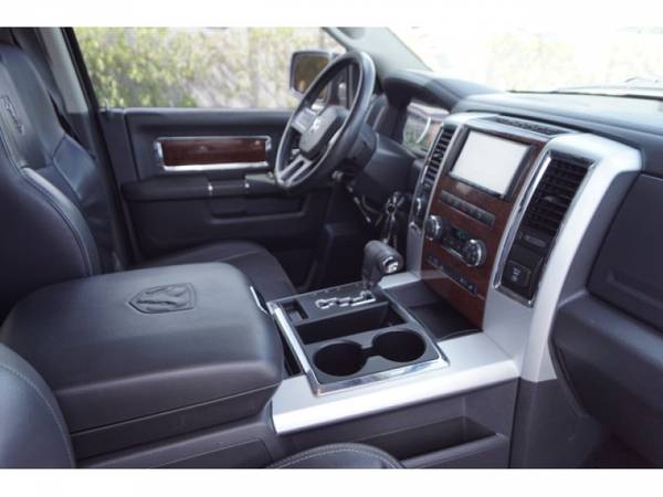 2010 Dodge 1500 4WD CREW CAB 140.5 LARAM 4x4 Passenger for sale in Glendale, AZ – photo 15