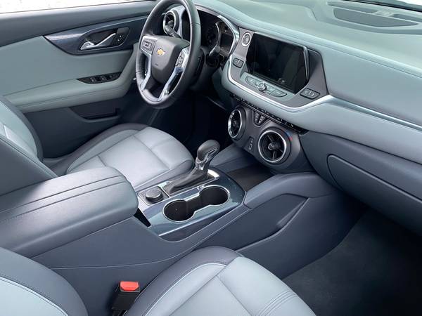 2020 Chevy Chevrolet Blazer 3LT Sport Utility 4D suv Silver -... for sale in Phoenix, AZ – photo 20