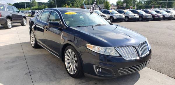 ALL WHEEL DRIVE!! 2009 Lincoln MKS 4dr Sdn AWD for sale in Chesaning, MI – photo 3