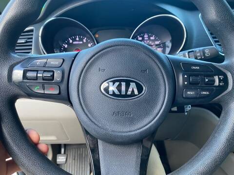10, 999 2016 Kia Sedona LX Mini Van 104k Miles, Backup Camera for sale in Belmont, NH – photo 11