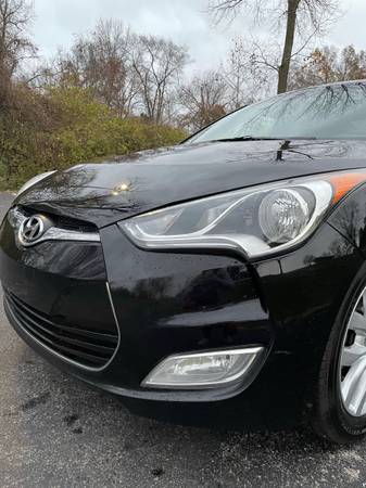 2013 Hyundai Veloster - cars & trucks - by dealer - vehicle... for sale in Saint Louis, MO – photo 2