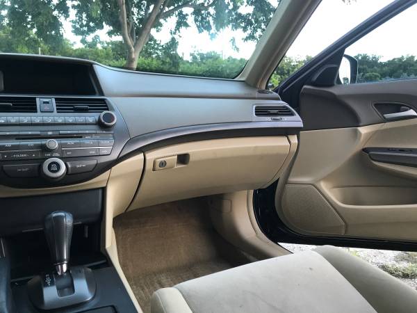 Honda Accord 2009 Just Reduced for sale in Key Largo, FL – photo 6