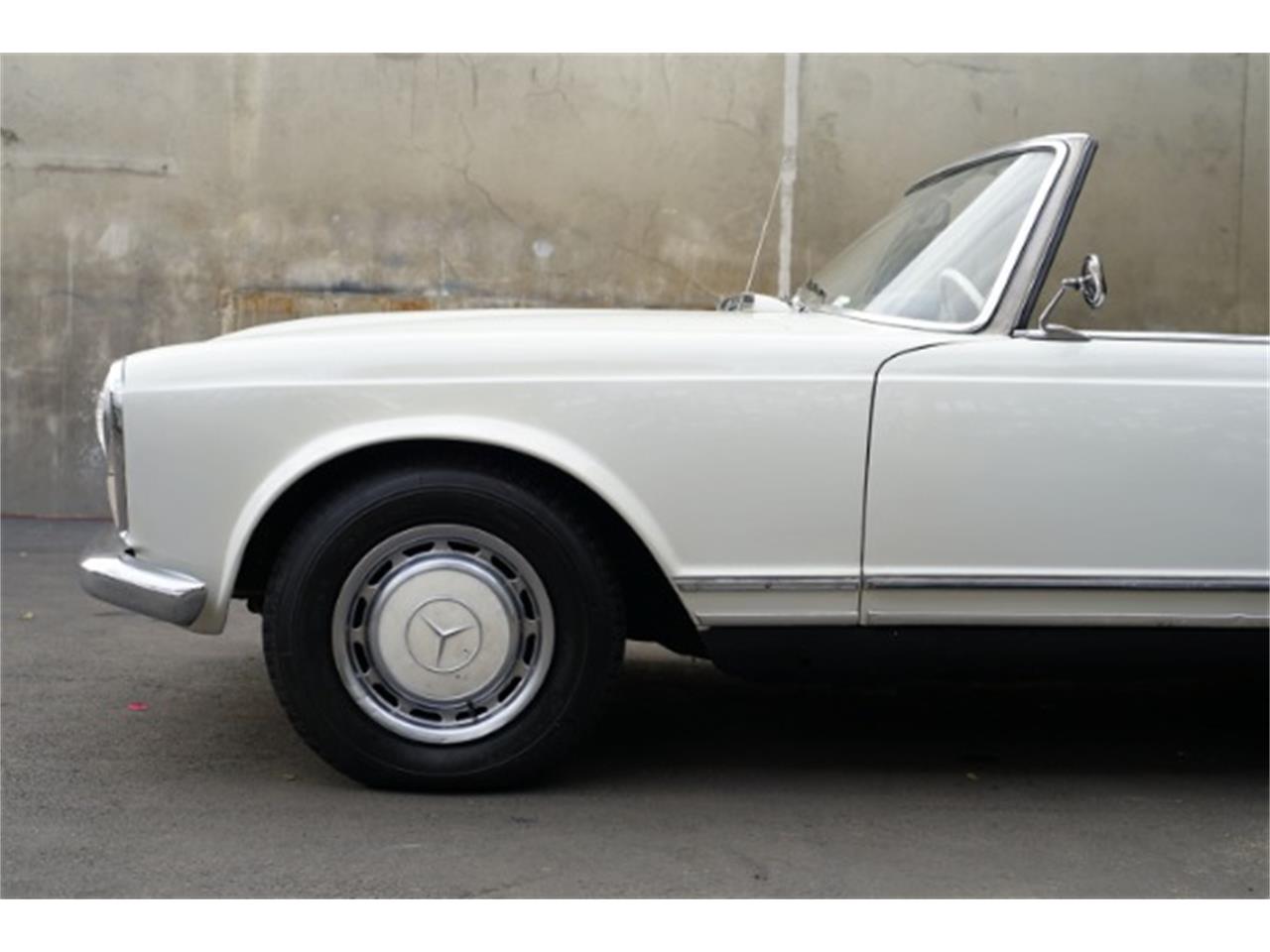 1966 Mercedes-Benz 230SL for sale in Beverly Hills, CA – photo 15