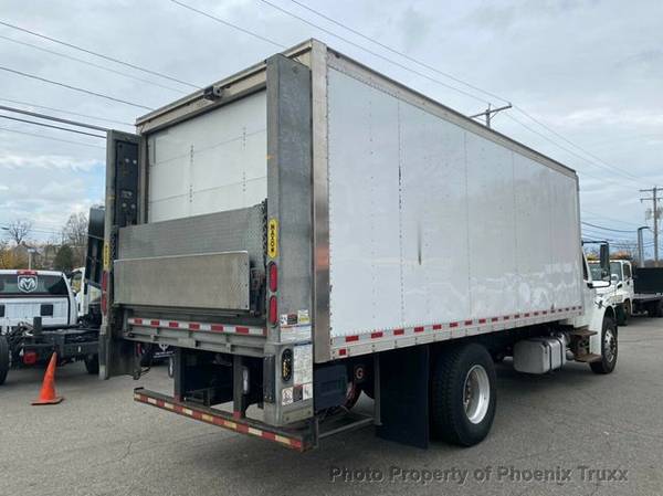 2016 Freightliner M2 3trk box truck with liftgate ! for sale in south amboy, NJ – photo 6