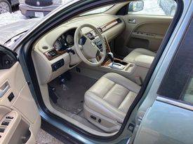 2007 Ford Five Hundred LTD - - by dealer - vehicle for sale in Des Moines, IA – photo 3