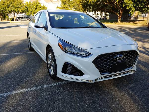 2019 HYUNDAI SONATA SEL ONLY 8,100 MILES! 1 OWNER! CLEAN CARFAX! MINT! for sale in Norman, OK – photo 2