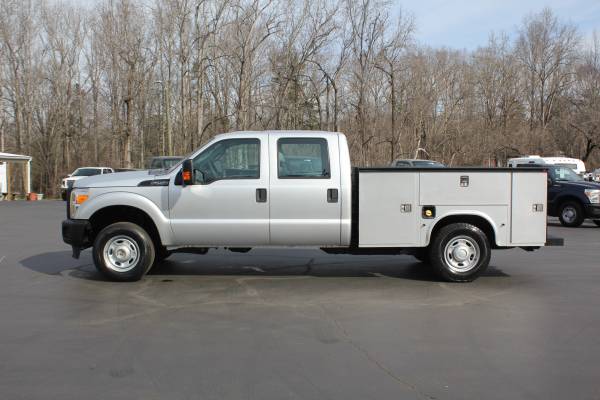 2011 Ford F-250 Crew cab 4x4 utility service body for sale in Greenville, SC – photo 4