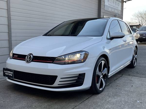 2016 Volkswagen Golf GTI SE w/Performance Pkg - - by for sale in Milwaukie, OR – photo 7