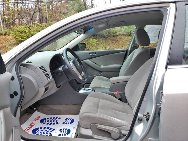 2010 Nissan Altima, 110K Miles, 2 5L, Auto, A/C, CD, Aux, Tilt for sale in Belmont, NH – photo 9