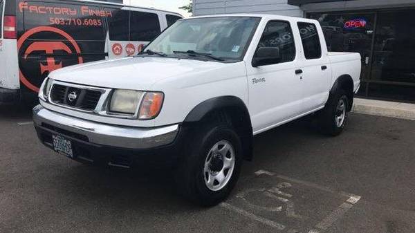 2000 Nissan Frontier XE..GREAT QUALITY TRUCK!! 4dr XE Crew Cab SB 3... for sale in Portland, OR – photo 2