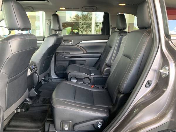 2019 Toyota Highlander Xle for sale in Somerset, KY – photo 14
