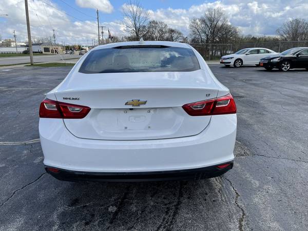 2018 Chevy Malibu LT - - by dealer - vehicle for sale in Green Bay, WI – photo 6
