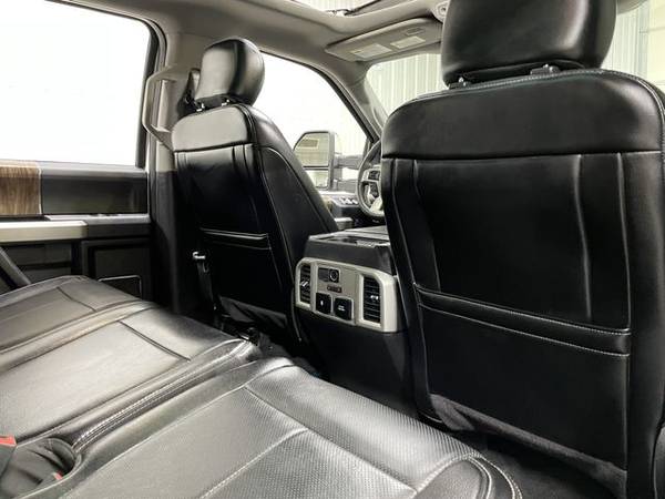 2018 Ford F150 SuperCrew Cab - Small Town & Family Owned! Excellent for sale in Wahoo, NE – photo 13