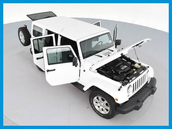 2016 Jeep Wrangler Unlimited Sahara Sport Utility 4D suv White for sale in York, PA – photo 21