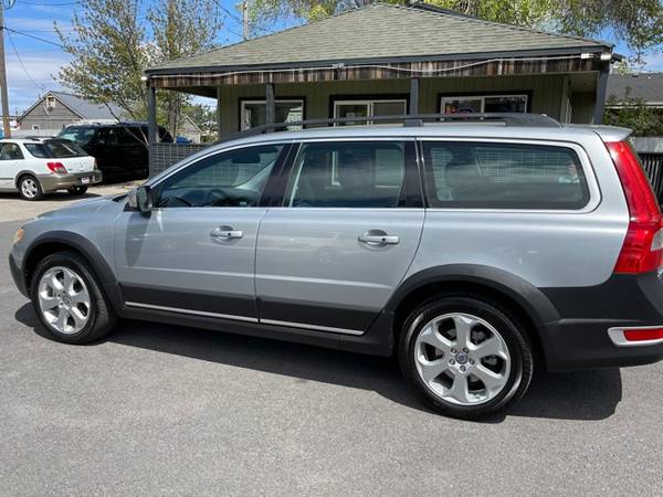 2010 Volvo XC70 3 0L Turbo AWD Wagon Leather Loaded ONE OWNER Must for sale in Bend, OR – photo 7