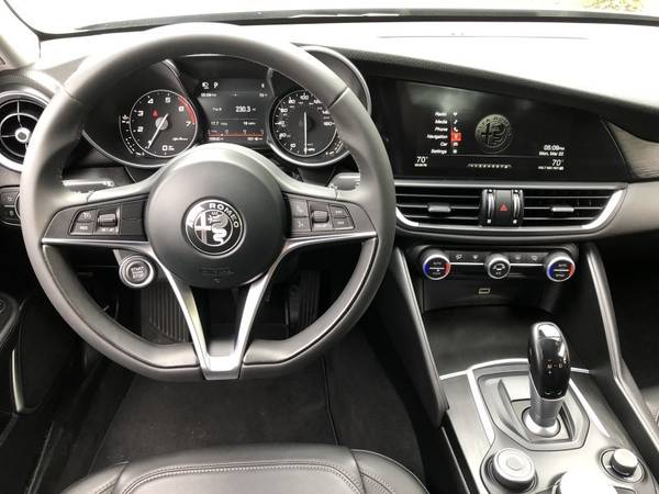 2018 Alfa Romeo Giulia ONLY 10K MILES 1-OWNER CLEAN CARFAX WELL for sale in Sarasota, FL – photo 22