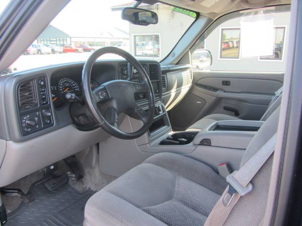 2006 Chevrolet Suburban 1500 LS 4X4 WARRANTY! EXTRA CLEAN! for sale in Cadillac, MI – photo 10