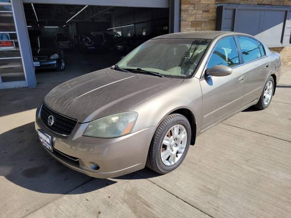 2005 NISSAN ALTIMA - - by dealer - vehicle automotive for sale in MILWAUKEE WI 53209, WI – photo 2