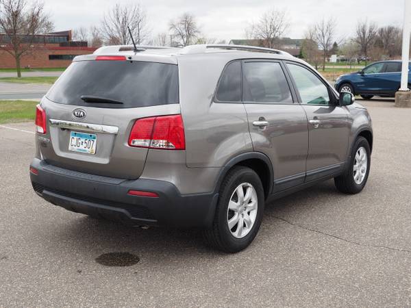 2012 Kia Sorento LX - - by dealer - vehicle automotive for sale in Hastings, MN – photo 4