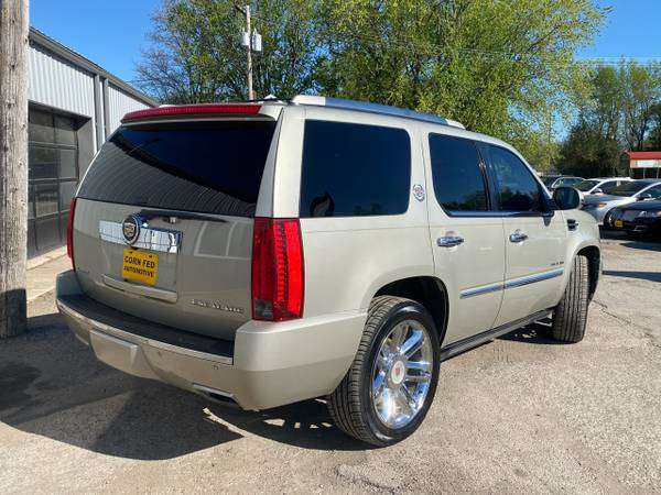2014 Cadillac Escalade AWD 4dr Platinum - - by dealer for sale in CENTER POINT, IA – photo 4