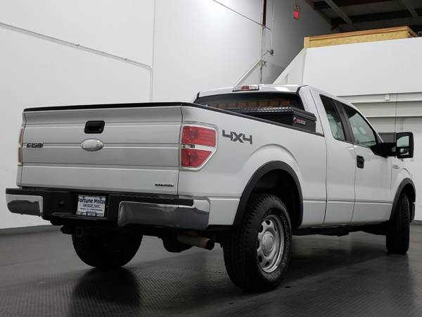 *2012* *Ford* *F-150* *4WD SuperCab 145 XL* for sale in WAUKEGAN, IL – photo 4