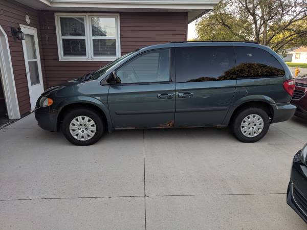 2005 Chrysler Town & Country for sale in Fond Du Lac, WI – photo 4