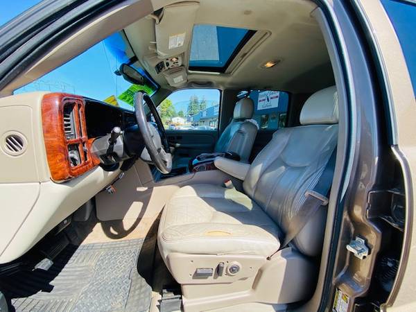 2004 CHEVROLET K1500 SUBURBAN/3rd Row/Leather for sale in Vancouver, OR – photo 14