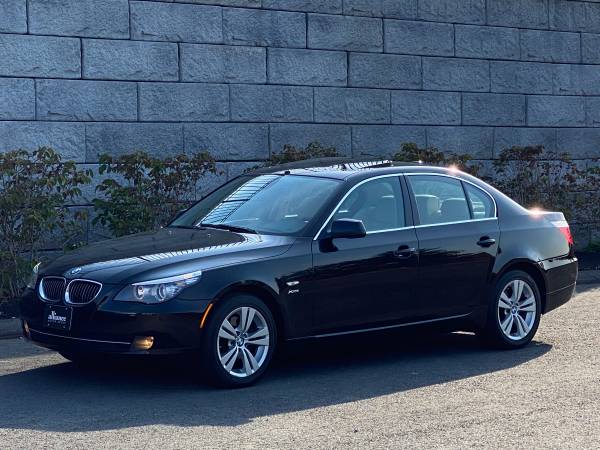 2010 BMW 528i xDrive - navigation, moonroof, heated leather,... for sale in Middleton, MA – photo 4
