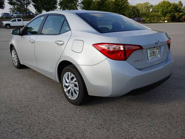 2019 TOYOTA COROLLA LE 36 MPG! 1 OWNER! CLEAN CARFAX! MUST SEE! -... for sale in Norman, KS – photo 4