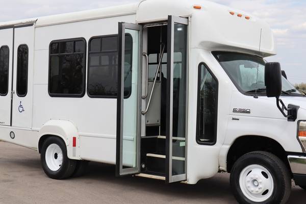 2014 Ford E-350 10 Passenger Paratransit Shuttle Bus for sale in Crystal Lake, IA – photo 10