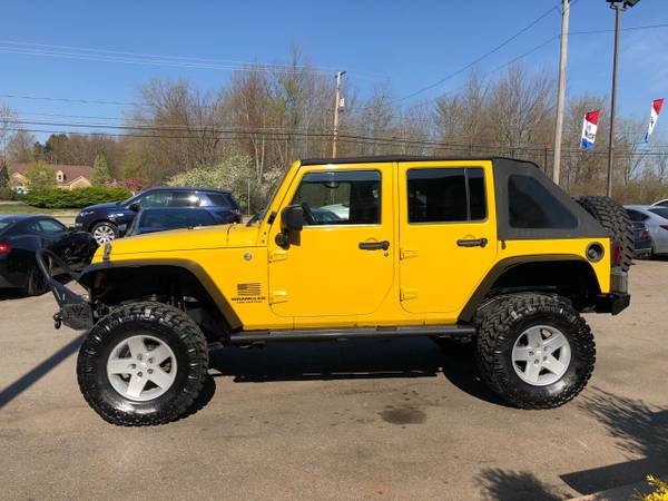 08 Jeep Wrangler Unlimited X 4X4 4dr - Runs 100 Super Deal! for sale in Youngstown, OH – photo 2