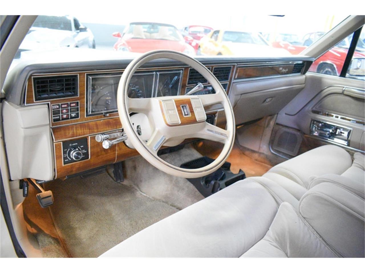 1989 Lincoln Town Car for sale in WAYNE, MI – photo 47