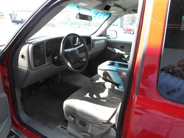 2000 Chevy Silverado 1500 4X4 low miles - - by dealer for sale in Wichita, KS – photo 7
