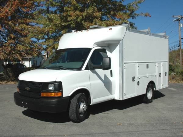 2011 CHEVY 12.5 FT ENCLOSED UTILITY / SERVICE VAN / CLEAN for sale in Butler, PA – photo 4