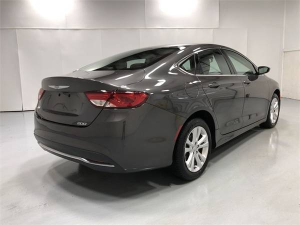 2015 Chrysler 200 Limited with - - by dealer - vehicle for sale in Wapakoneta, OH – photo 5
