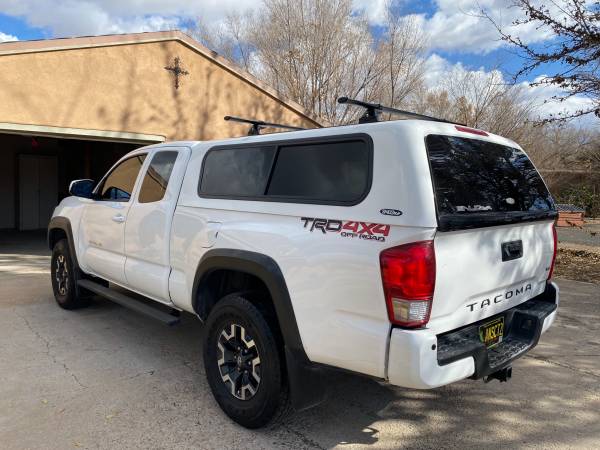 Toyota Tacoma 2016 - cars & trucks - by owner - vehicle automotive... for sale in Albuquerque, NM – photo 10