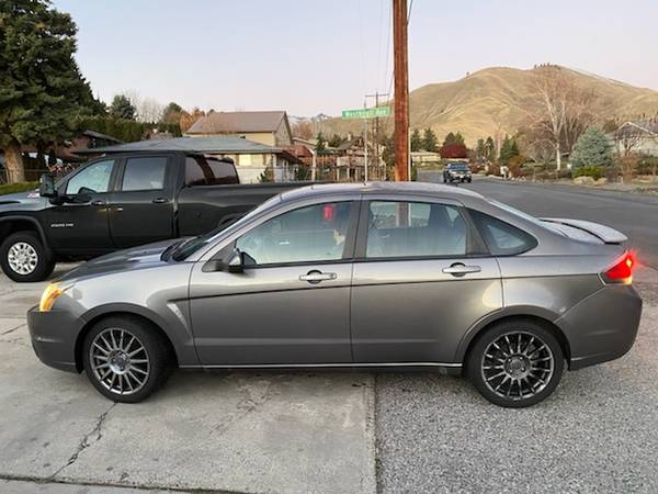 2010 Ford Focus - cars & trucks - by owner - vehicle automotive sale for sale in Wenatchee, WA – photo 2