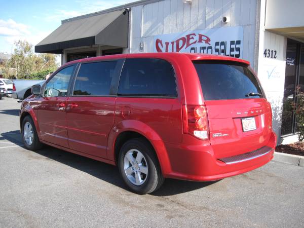 1495 Down & 295 Per Month on this 2013 DODGE GRAND CARAVAN SXT for sale in Modesto, CA – photo 9