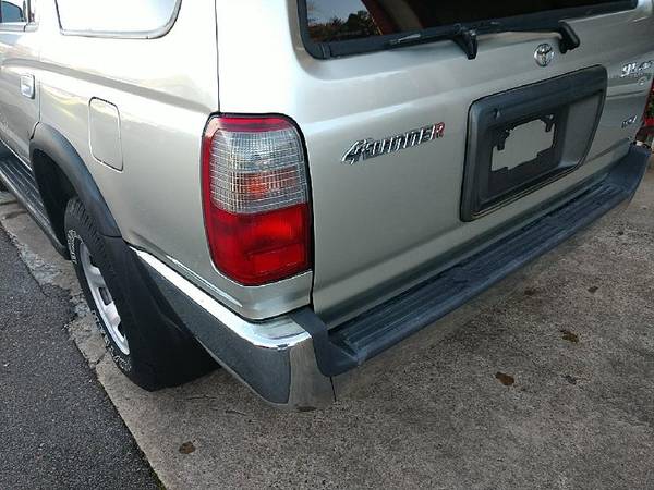 2000 Toyota 4Runner SR5 4WD - cars & trucks - by dealer - vehicle... for sale in Cleveland, AL – photo 10