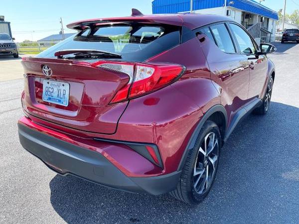 2018 Toyota C-HR XLE FWD (Natl) - - by dealer for sale in NICHOLASVILLE, KY – photo 16