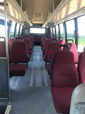 2010 INTERNATIONAL PC105 KRYSTAL 32 PASSENGER BUS WITH WHEELCHAIR LIFT for sale in Richmond, NY – photo 11
