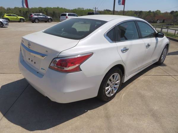 2014 Nissan Altima 4dr Sdn I4 2 5 S hatchback White for sale in Lyman, NC – photo 3