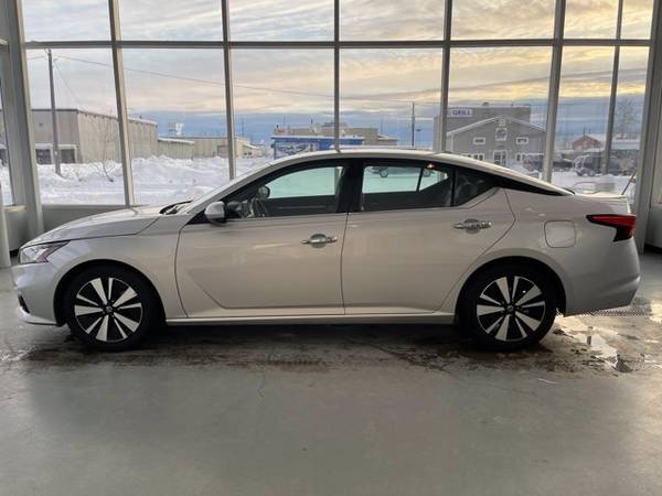 2019 Nissan Altima 2 5 Sl - - by dealer - vehicle for sale in Fairbanks, AK – photo 3
