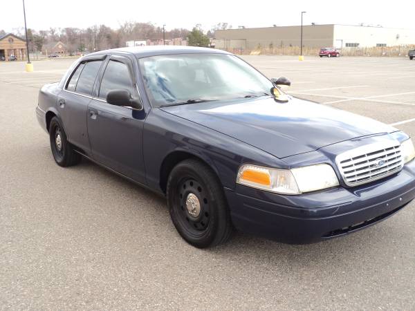 2009 Ford Crown Victoria with 115K Miles - - by dealer for sale in Clawson, MI – photo 5