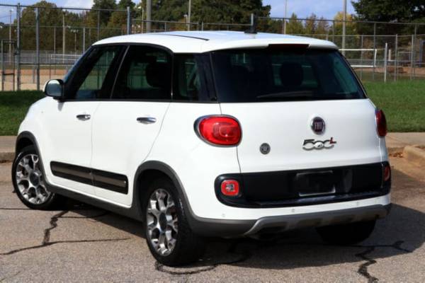 2014,Fiat 500L,Easy Hatchback, 4D. - cars & trucks - by owner -... for sale in Raleigh, NC – photo 2