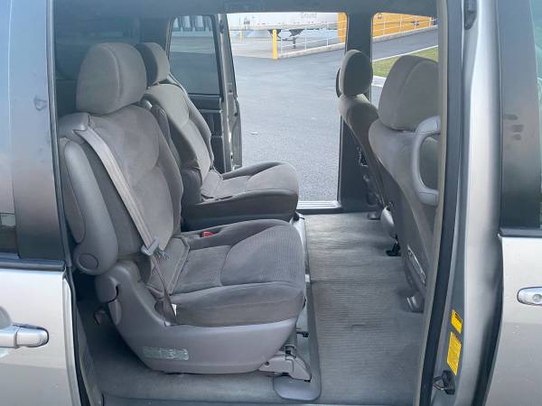 2004 Toyota Sienna CLEAN - cars & trucks - by owner - vehicle... for sale in Lake Bluff, IL – photo 14