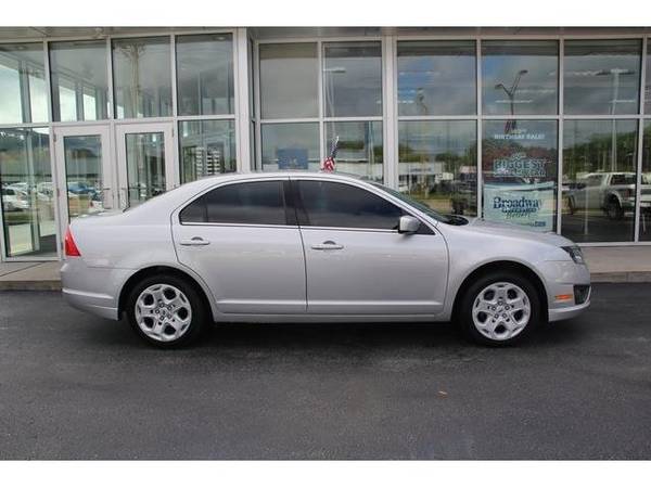 2010 Ford Fusion sedan SE Green Bay for sale in Green Bay, WI – photo 3