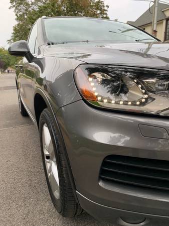 Volksvagen Touareg Executive - cars & trucks - by dealer - vehicle... for sale in Brooklyn, NJ – photo 22