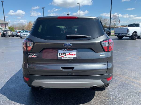 2017 Ford Escape SE - 30 MPG - 63k miles! - - by for sale in Oak Forest, IL – photo 6