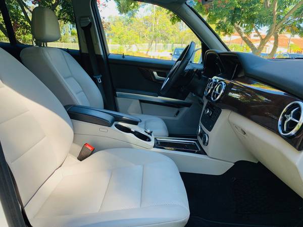 2014 Mercedes-Benz GLK 350 AMG - 37k miles mint condition for sale in San Diego, CA – photo 12